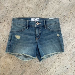 Abercrombie kids mid-rise midi short 9/10